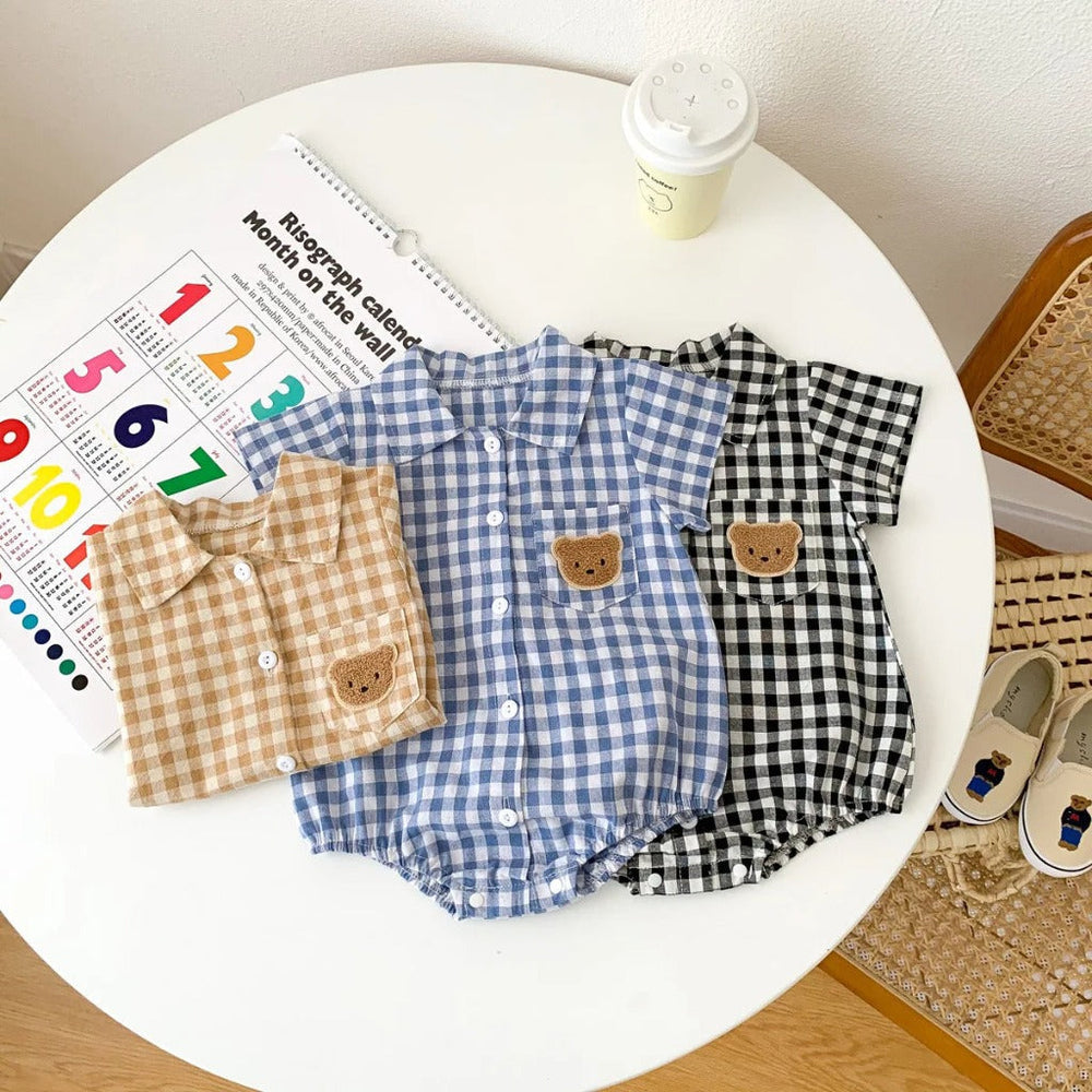 ! Geruite Baby Romper met Knopen – Unisex